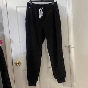 Figs Men's Black Jogger scrubs with White Drawstring